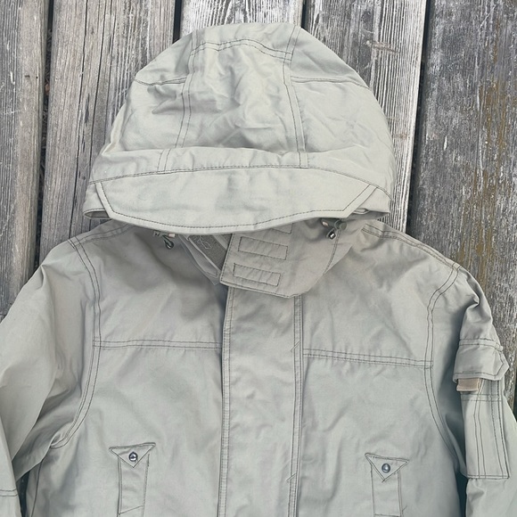 NWOT Levi’s Cargo Jacket - Picture 4 of 9